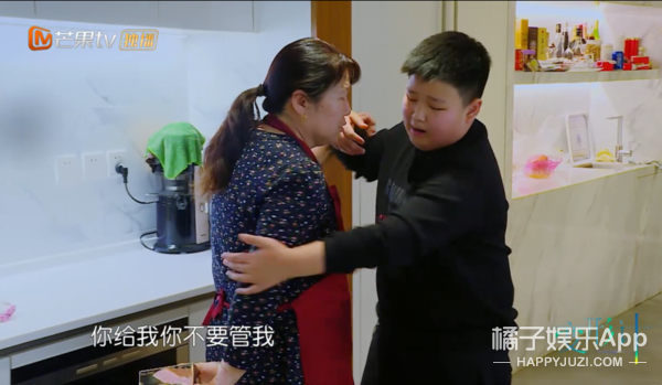 这位估计是未来娱乐圈的顶流预定了！
