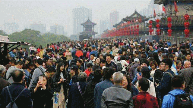 视觉中国致歉；网信办查处违法违规网站；百度孵化音乐类新项目 | 猬报