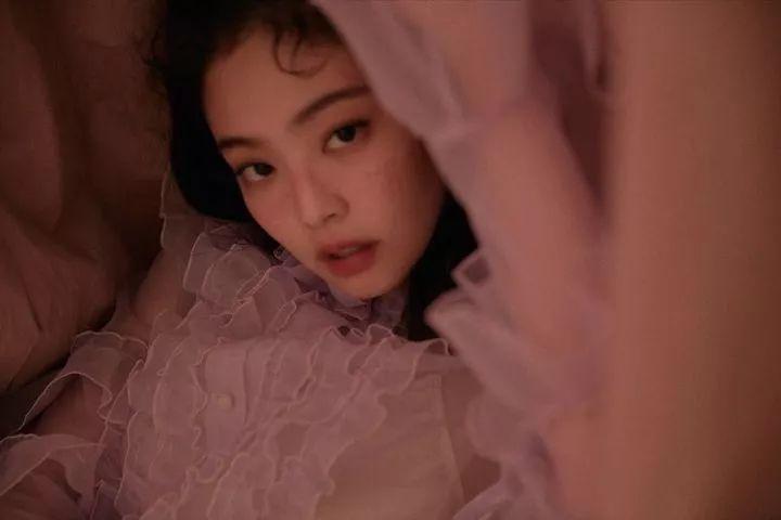 有“人间香奈儿”之称的Jennie，私下穿衣品味真是不一般