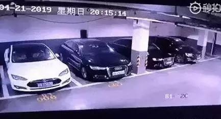 特斯拉又自燃，新能源车屡屡出事，该何去何从