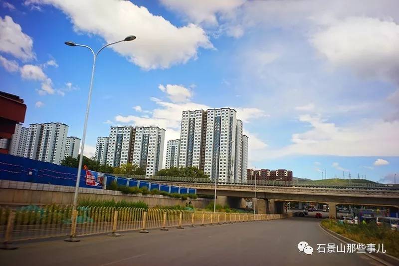 石景山金安桥坐地铁过马路难建议设置地下通道