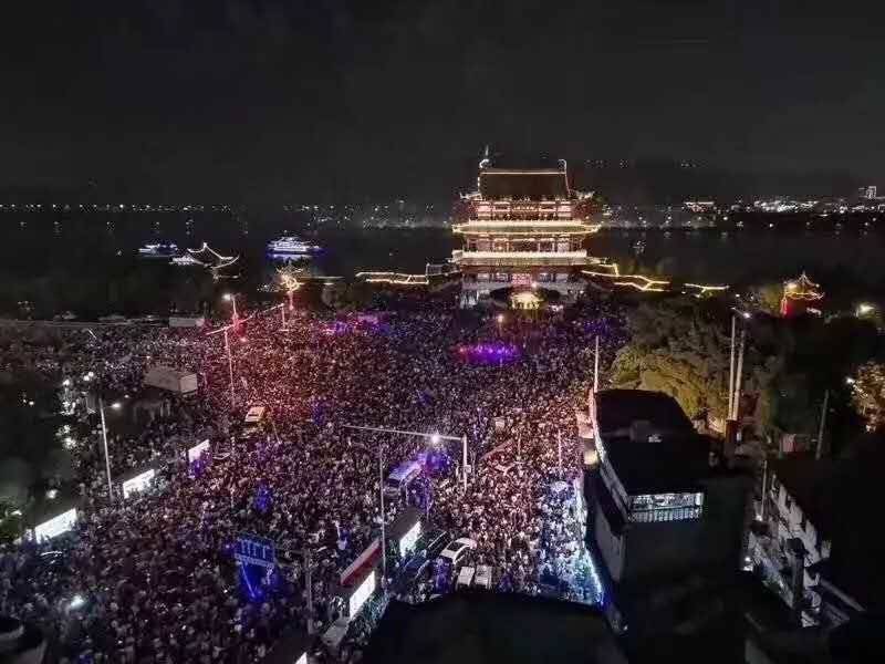 便利店长沙巷战