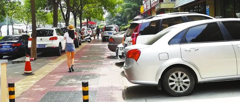 这条道禁止停车！人没离开也要罚1000