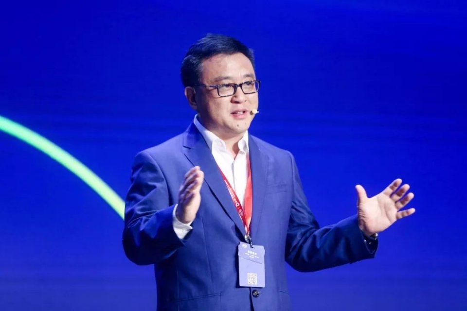 20岁的百度、51岁的李彦宏和2岁的“All in AI”