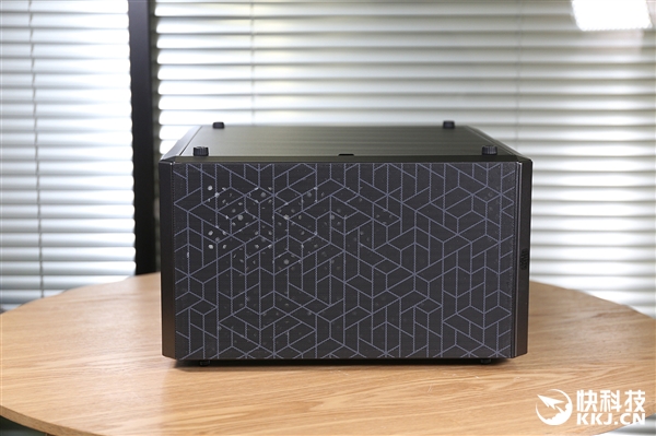 酷冷机箱Q500L图赏：超高利用率的迷你ATX