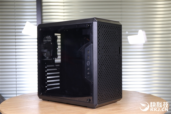 酷冷机箱Q500L图赏：超高利用率的迷你ATX