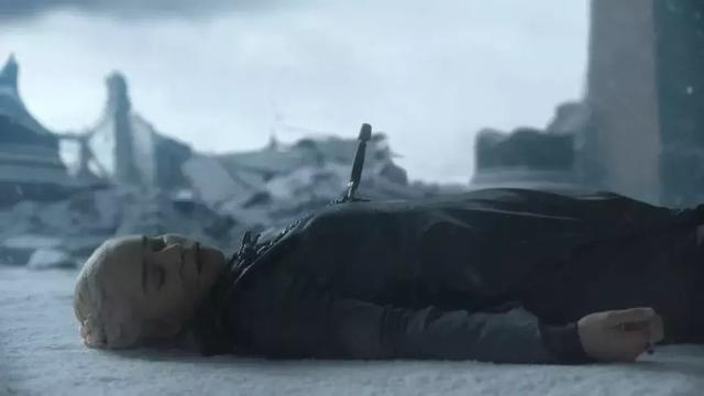 权游大结局,龙妈为什么没有登上铁王座?