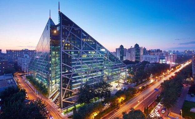 (北京侨福芳草地建筑外观)