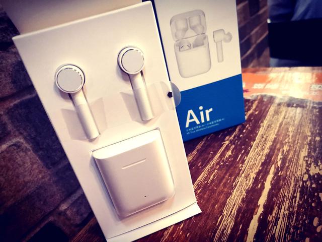 肩比airpods 主动降噪真无线小米蓝牙耳机air评测