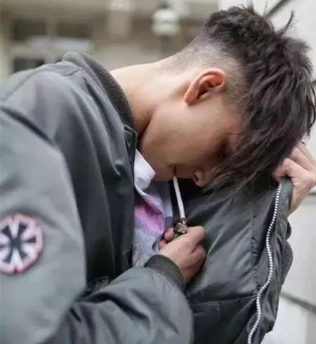 男生夏天适合什么发型 男士干净利落清爽短发2019