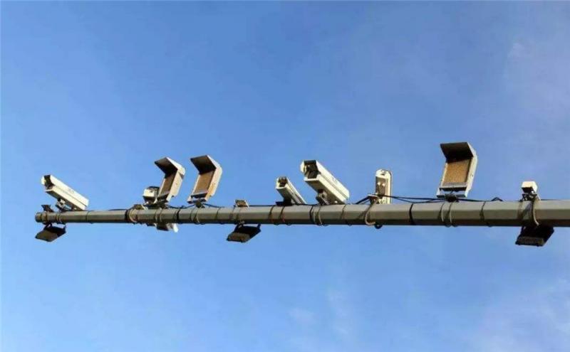 现在那么多的探头和贴条，到底能不能保证我们的出行安全？