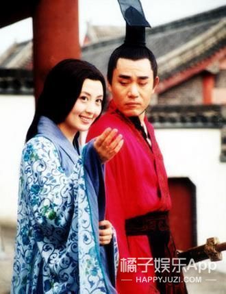 还记得《十八岁的天空》里美术老师魏琳吗？她现在好年轻啊