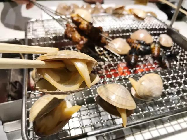 24小时丨丹东:一条大河波浪宽,眼大肚小真犯难