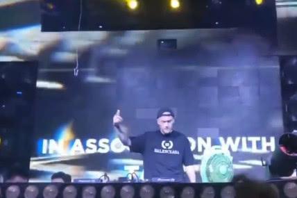蒋劲夫现身酒吧化身DJ，放弃身材管理的他胖到认不出