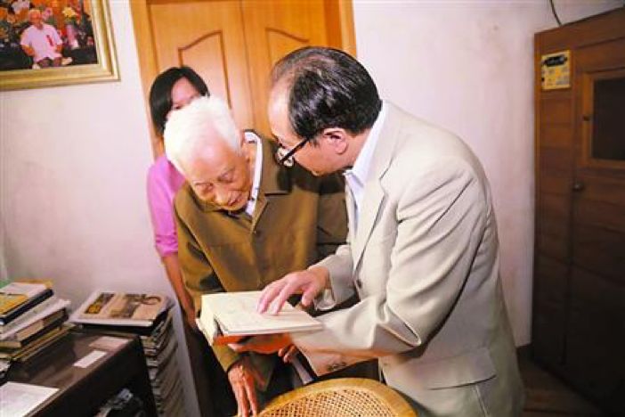 翻译家郝运辞世:七十余年职业生涯,译著包括《红与黑》