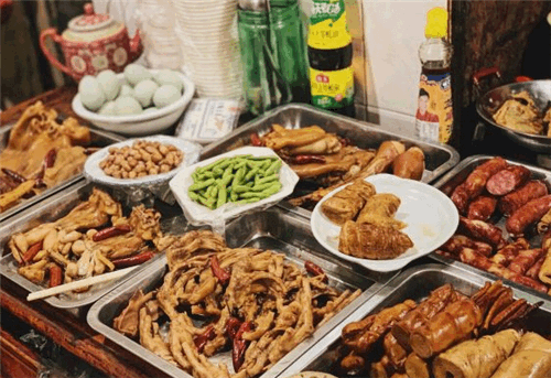 夏天就是要有啤酒和卤菜啊!武汉地道的叼角卤味小吃店集合来啦