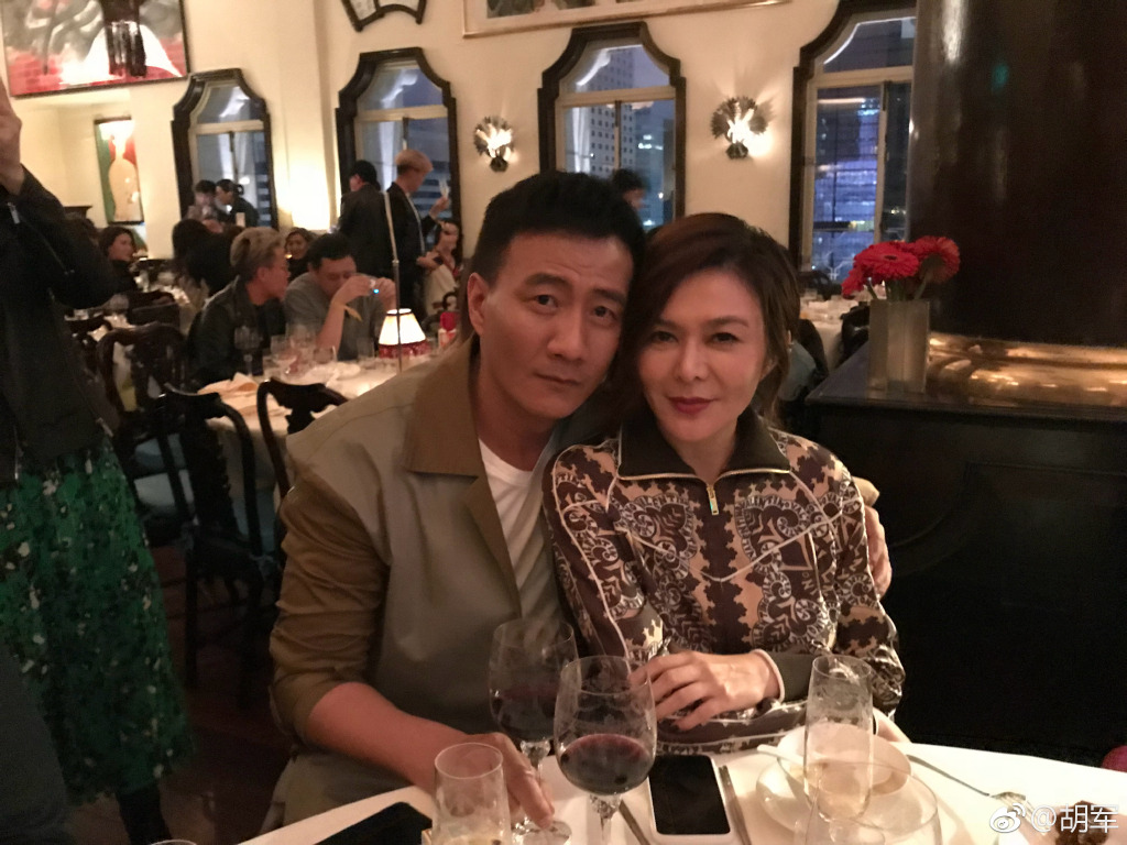 15年首次正面回应《蓝宇》态度获赞：闭口不谈不是尊重，坦荡才是