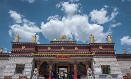香格里拉的佛教圣地小布达拉宫——噶丹&middot;松赞林寺