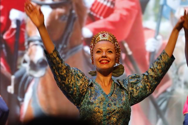 哈尔滨伏尔加庄园夏日风情,异国情调中的清凉假期