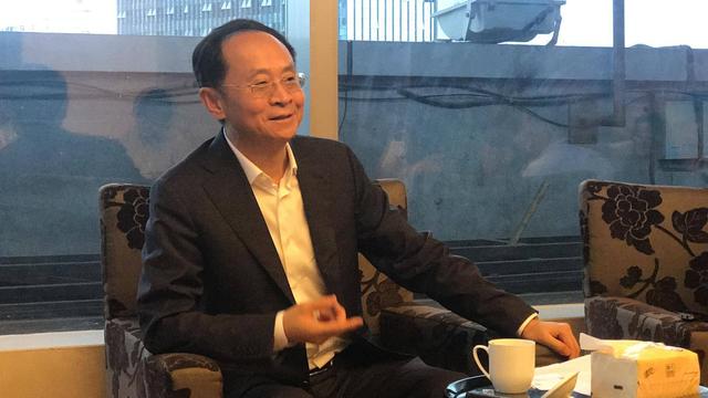 物美张文中：新零售关店很正常，大卖场的出路是前置仓