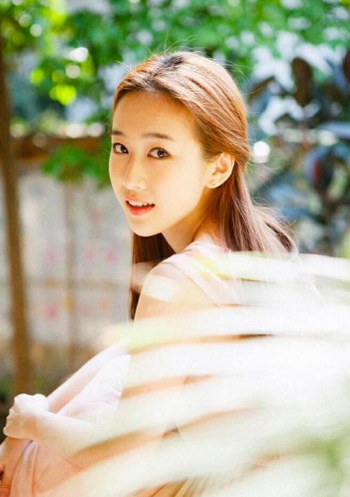 童年女神因角色不讨喜被骂，发长文回怼路人：讨厌我本人都可以