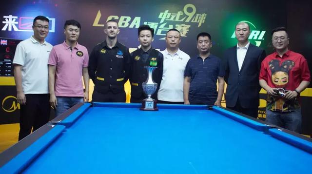 一战成名:18岁郑肖淮力克国际9球大师杰森·肖英勇夺擂