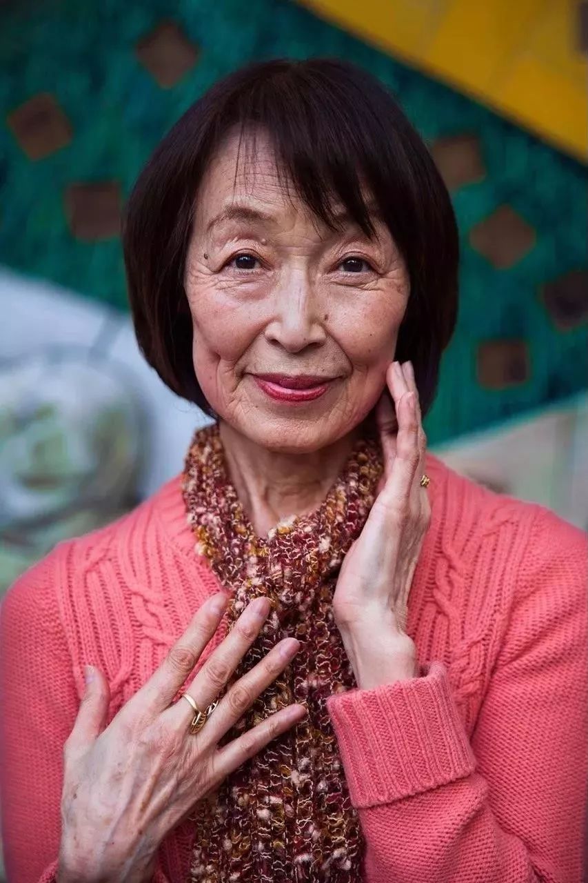 她6年走遍全球，拍下最美500张面孔，没有一张是网红脸……