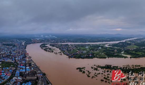 永州市副市长,防汛抗旱指挥部指挥长谢景林来祁阳,深入白水镇,观音滩