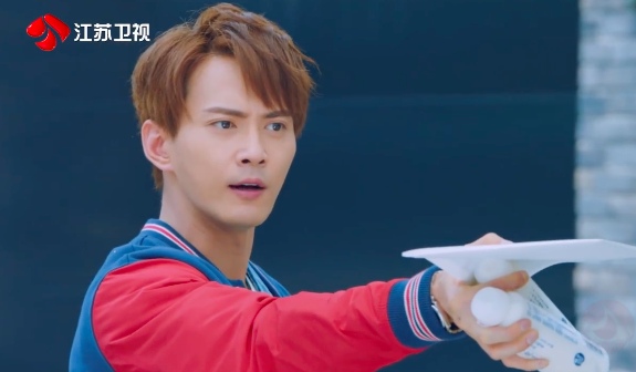 《归还世界给你》定档7月19日 低音炮的徐正溪听到耳朵都醉了