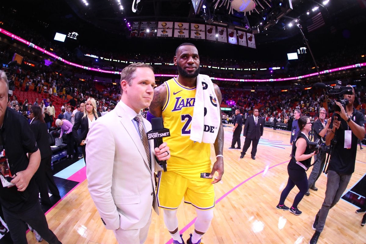 詹姆斯:我们防守我们就出色,不防守就不出色