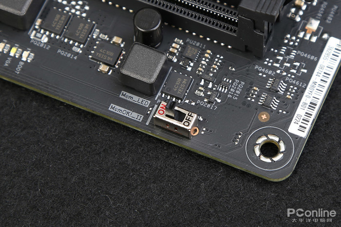华硕ROG STRIX Z390-E GAMING主板评测：极致电竞 炫光图腾