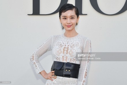 王子文终于换了新发型却意外撞脸董洁，网友：比短发好看多了