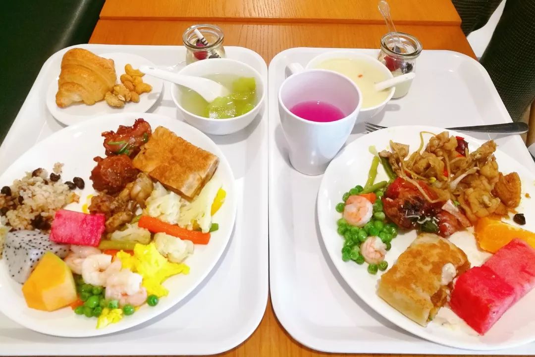 一口气吃完百度、阿里、腾讯、京东的食堂，我想跳槽了