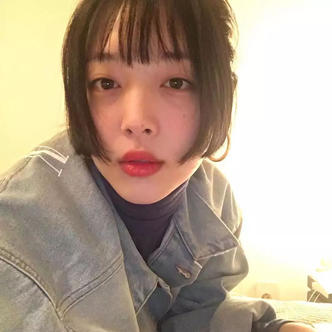 继辛芷蕾之后，崔雪莉也靠一个杀马特发型养活了整个美发产业！
