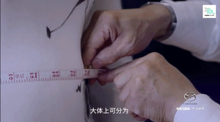 刚走红就变社会姐2.0，通稿自诩旗袍皇后，金星为其穿衣竟遭白眼？