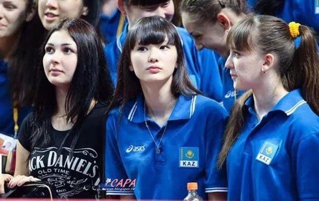 靠脸惊艳世界的第一美少女把自己整成这个鬼样子了…