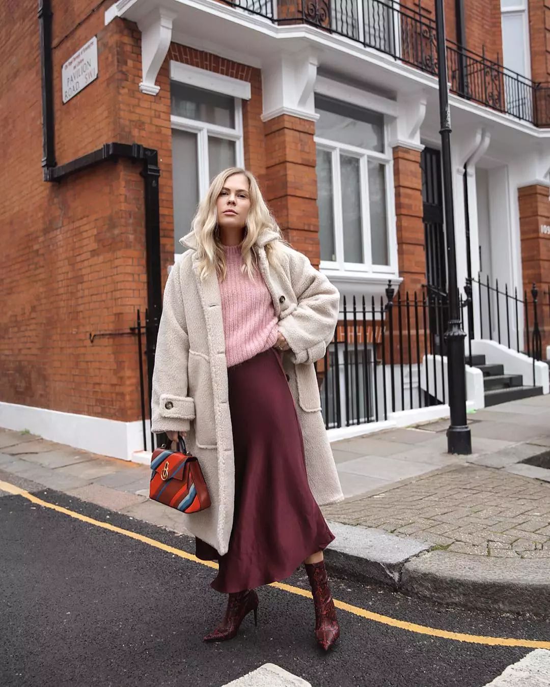 2018流行的4款外套,再不穿就迟啦!