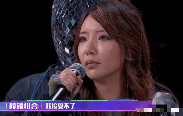 大张伟哭了:有太多人仗着喜欢音乐欺负我