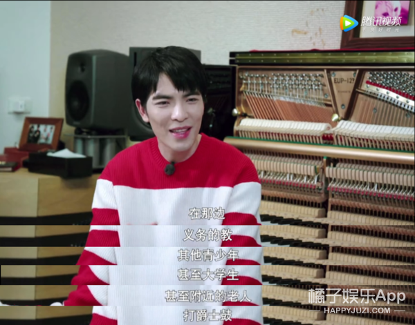 被他和流浪猫狗的故事感动了...