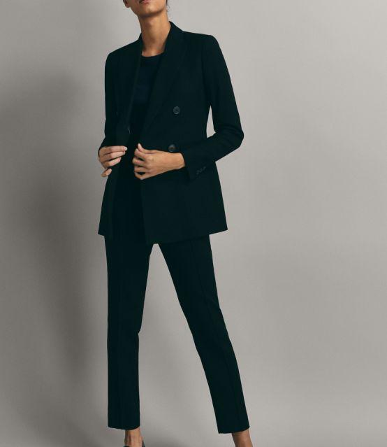 看女高管与小狼狗谈恋爱,不如看看她是怎么将