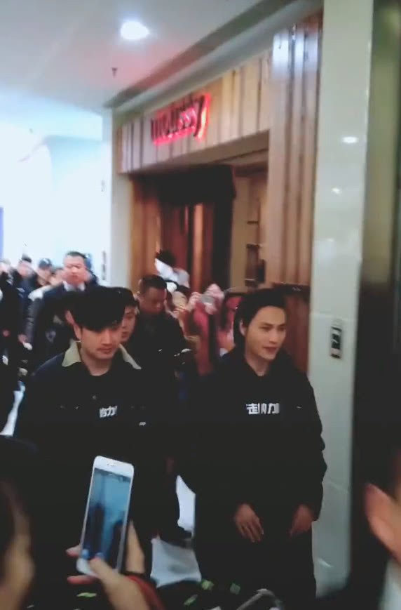 陈坤出席活动被喊杨坤 他的举动让全场笑翻