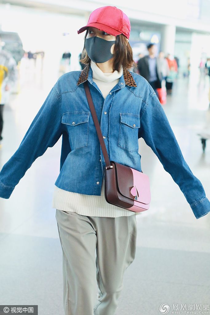 衣品在线!吴昕私服遭吐槽退出咸鱼 穿牛仔青春范变机场达人