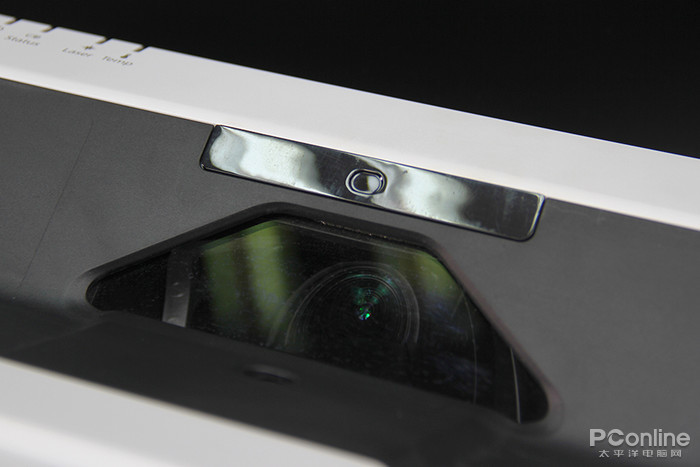 有它还怕没人听课?测爱普生CB-700U教育投影机