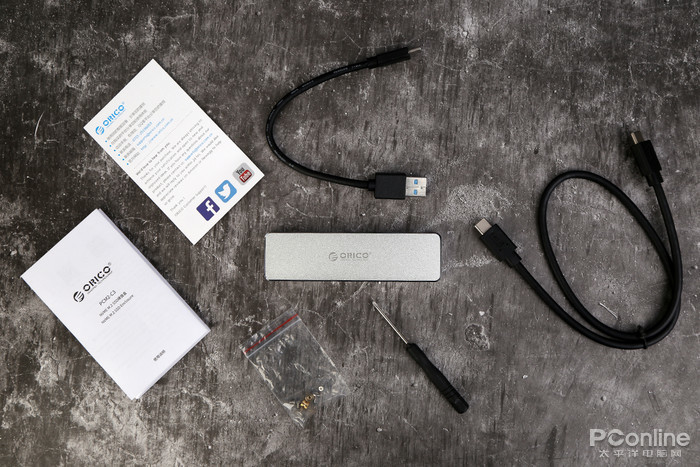 ORICO PCM2-C3 NVMe M.2 SSD硬盘盒 评测:轻松DIY一个中端小巧移动固态