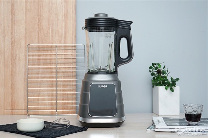 只有三千块预算，破壁机买国外原装进口的还是国产的？