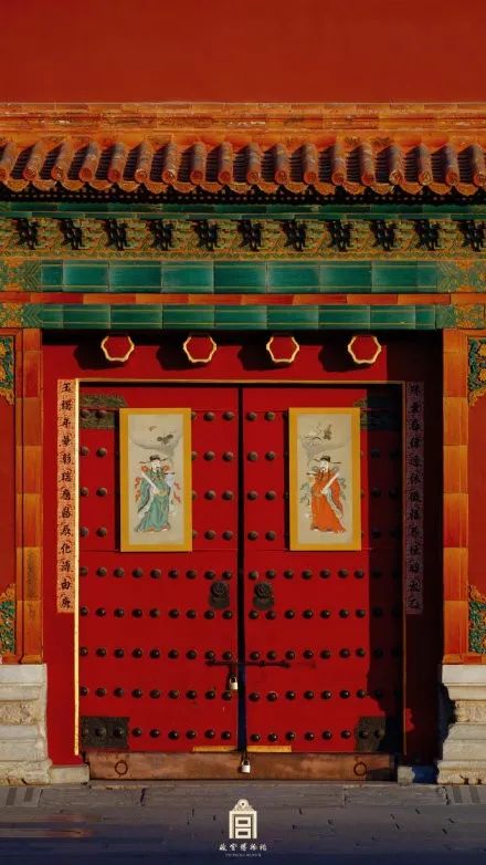 我们将是有史以来第一届能「在宫里过年」的普通人 | 唠氪儿