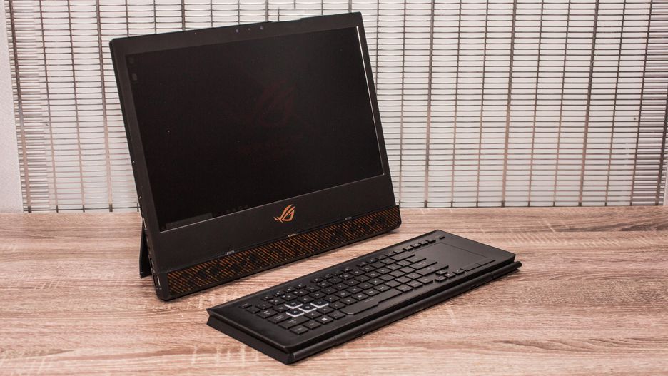 可玩3A游戏的航母级Surface 华硕推ROG Mothership笔电