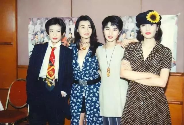 她流产两次，男方却躲去非洲，等到回国爆红，她终于被宠上天