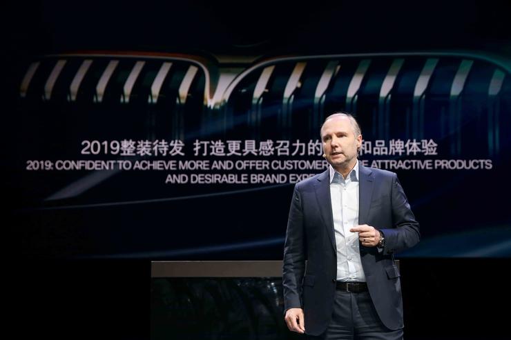宝马发布三款新车,2019年将开启最大规模产品攻势