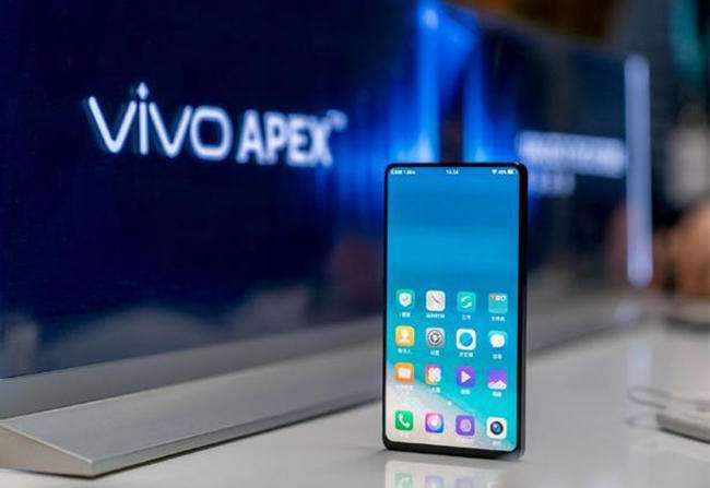 今年vivo放出的apex2019显示也是要准备量产的,官方的宣传slogan就是"